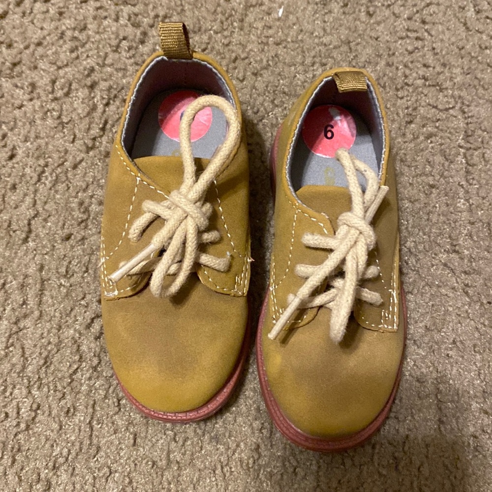 Size 6 Boys shoe